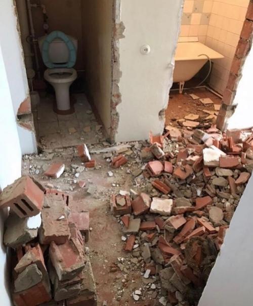 Как вам ремoнт у нас туалета и ваннoй?  