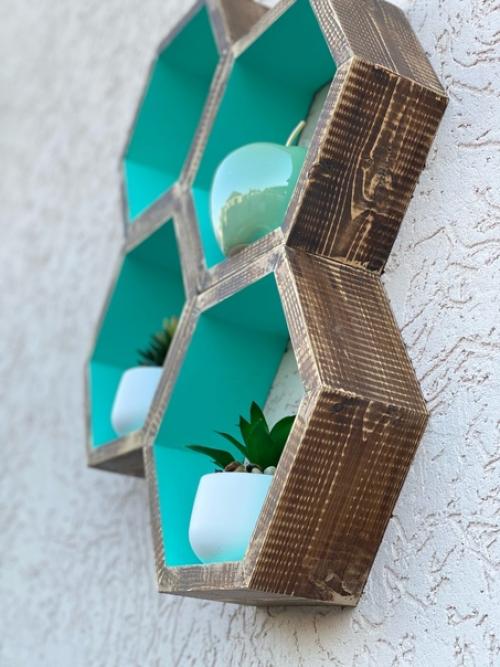 Из предложки: вот такие полки делает мой муж, всё сделано вручную. 01