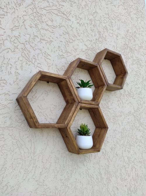 Из предложки: вот такие полки делает мой муж, всё сделано вручную. 03