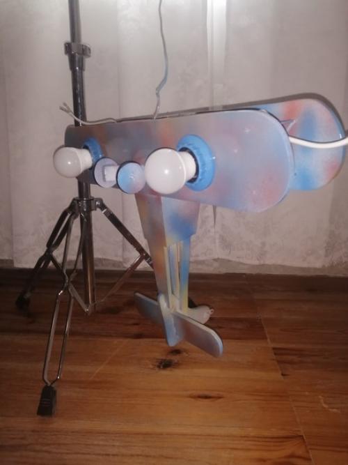 Здравствуйте.  Решил поделиться на оценку. 08