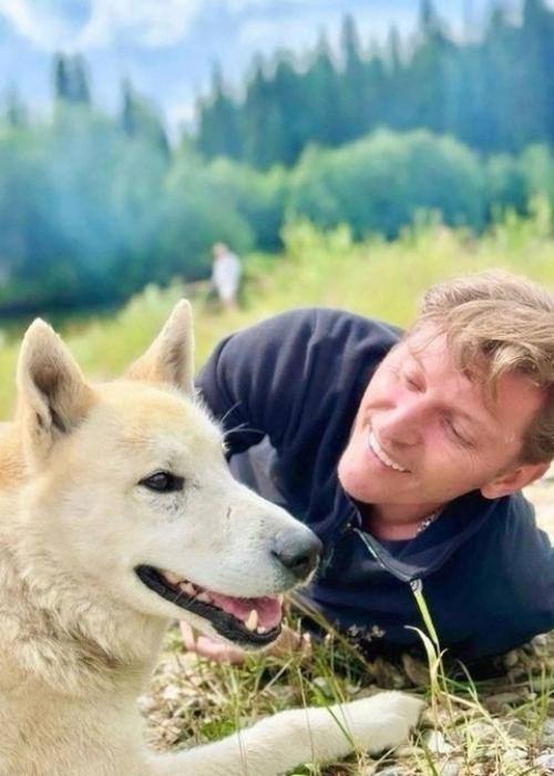 Ляйсан утяшева и Павел воля - точно не из тех селеб, кто любит спокойный и размеренный отдых в пятизвёздочных отелях. 03