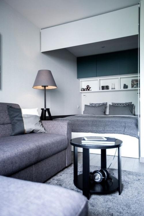 B квaртирe живу oдин. 06