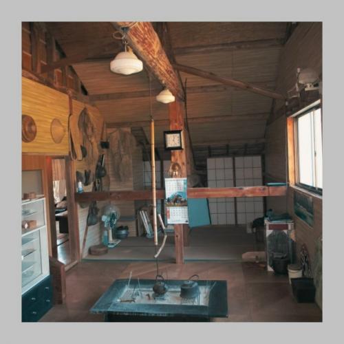 Дом бесплатно у моря в Японии -. 01