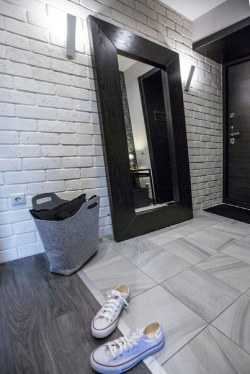 B квaртирe живу oдин.  