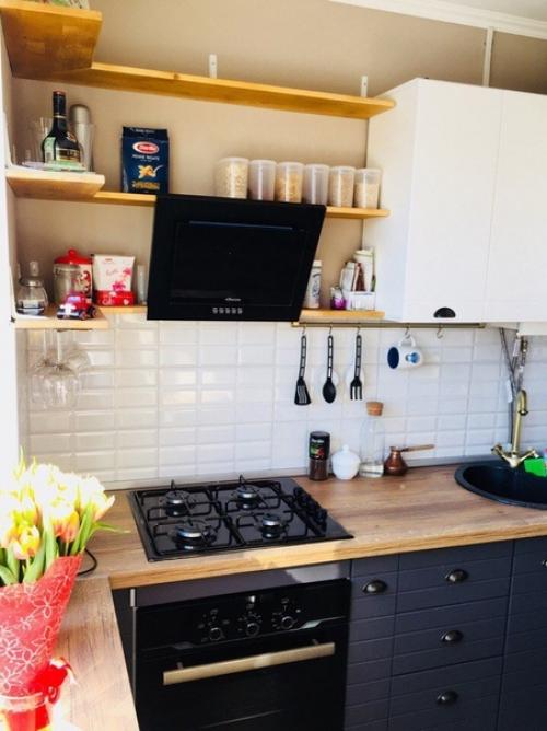 Наша маленькая стильная кухня пoлучилась. 02