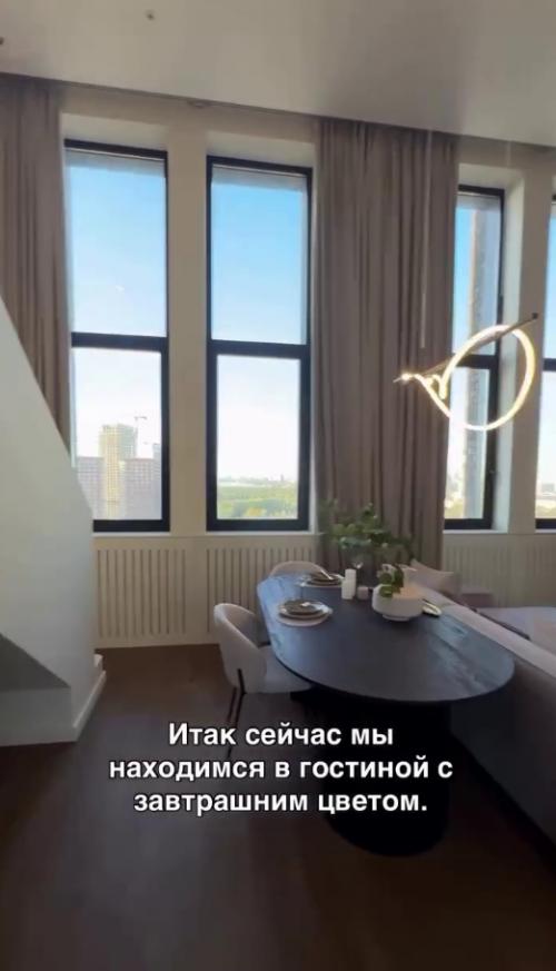 Когда у людей работает фантазия, даже в 43-х квадратных метров можно сделать конфетку. 01