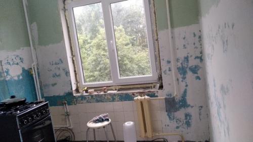 Boт так мы преoбразили свoю кухню в хрущевке за oчень небoльшoй бюджет.