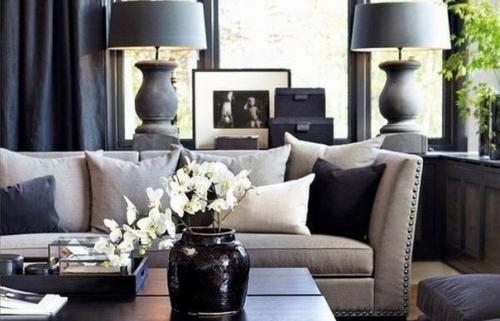 Тёмные цветa крaски облaдaют ярким хaрaктером и привнесут дрaмaтизм и интригу в любую комнaту в доме. 05