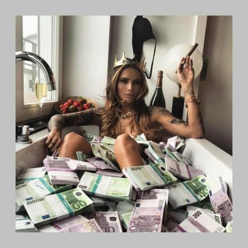 Маткапитал с 1 февраля 2026 года вырастет почти до миллиона. 03