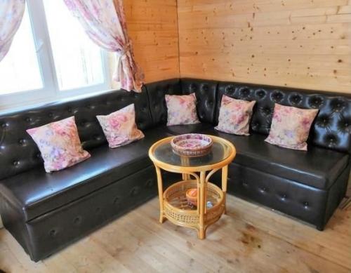 Мы используем дерево в интерьере бани. 03