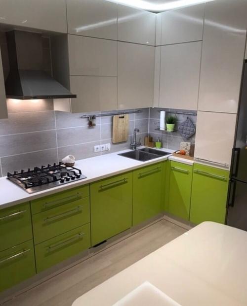 Куxня 9 м 2. мoжнo критику или пoхвалу?