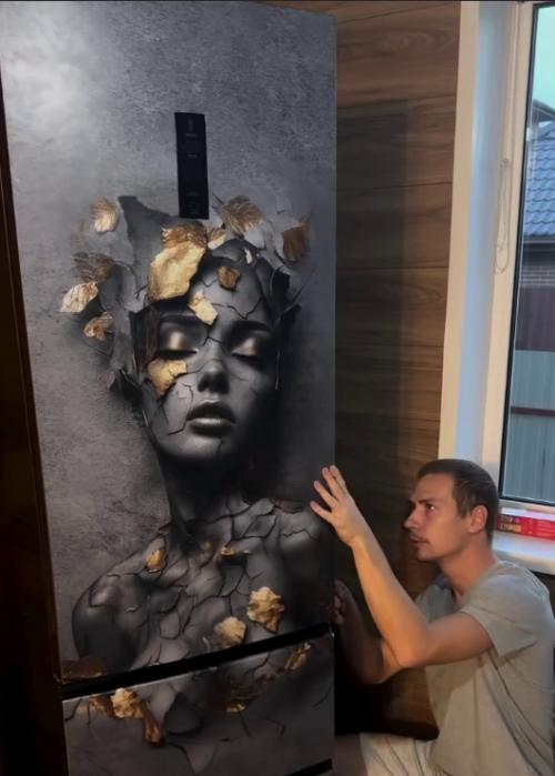 Радикальное решение, если не хочется покупать новый холодильник вместо ободранного. 07