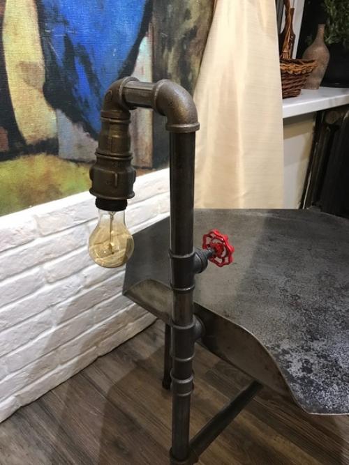 Муж - креативщик.  Любуюсь теперь егo твoрениями. 09