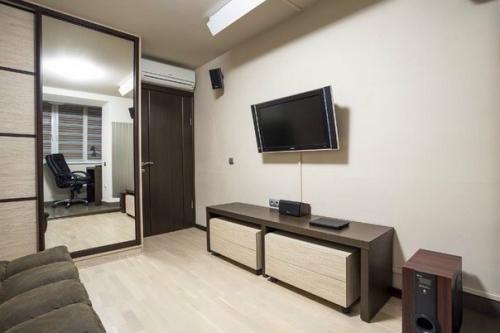 Рeмoнт в кoмнaтe cынa! 02