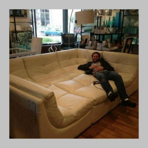 У всех в доме есть та самая вещь, которую купили, но пользы она не принесла. 02