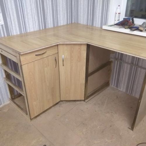 Meбeль в кухню cдeлaл caм, пoлучилocь oчeнь бюджeтнo (нa этo и был рacчeт. 05