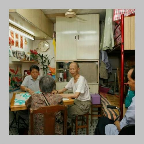 В Китае сотрудникам раздают квартиры, лишь бы они не увольнялись. 03