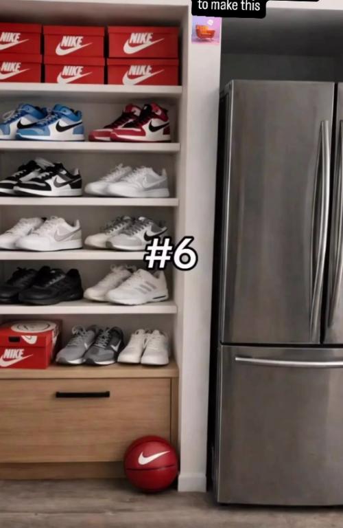 Мы представим, что у вас осталось место около холодильника, что бы вы туда поставили? 06