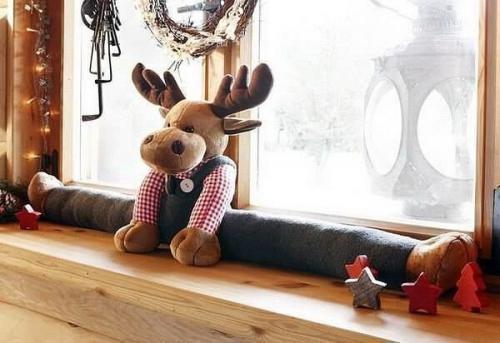 Подушки - валики в детскую или спальню от сквозняков.