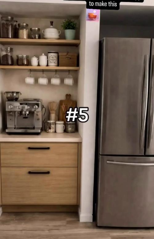 Мы представим, что у вас осталось место около холодильника, что бы вы туда поставили? 05