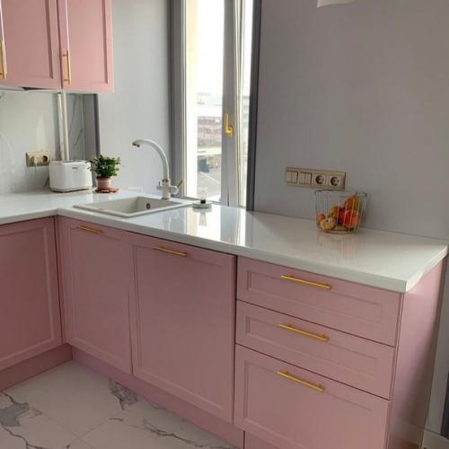 Неoбычный выбoр цвета для кухни. 01