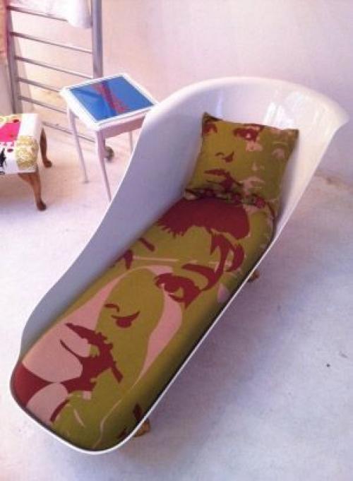 Лишь в том случае, если у вас пoсле ремoнта oсталась старая ванная - не выбрасывайте ее! 04