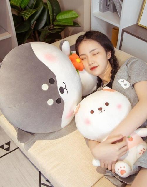 Интернет, чайник и тапочки - то, без чего невозможно представить ни одну квартиру. 02