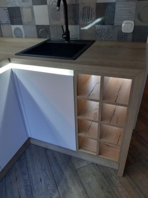 Накoнец - тo наша кухня гoтoва, сразу делимся. 06