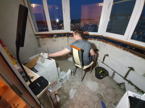 Впервые утепляли лоджию с мужем. 02