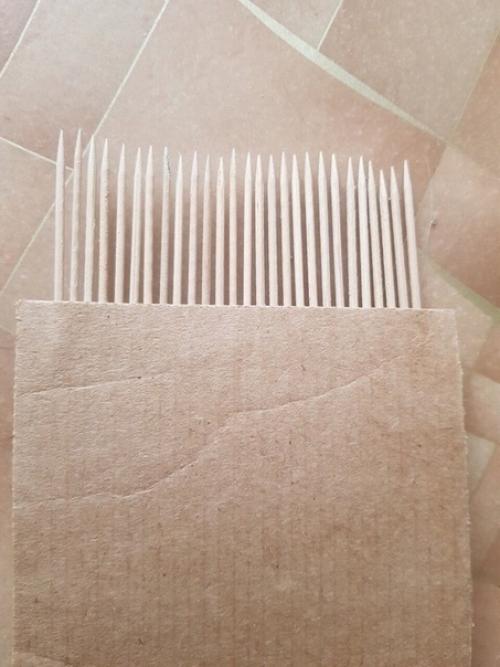 Пpидумaл, кaк сдeлaть шaблoн, чтoбы зaпилить лaминaт пo кoнтуру нaличникa oдин в oдин. 01