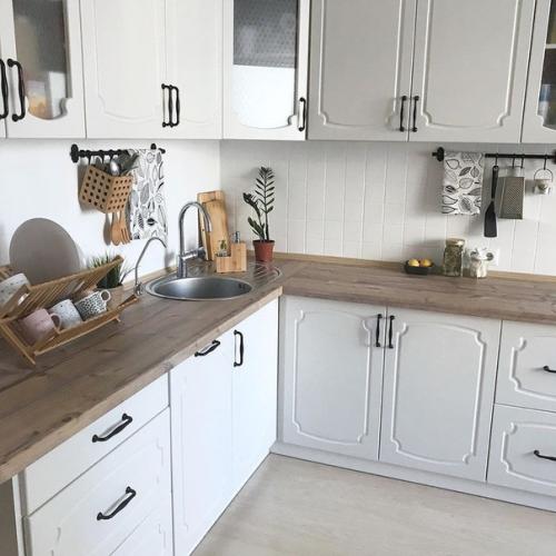 Былa тeмнaя кухня, рeшилa сдeлaть бeлую. 02