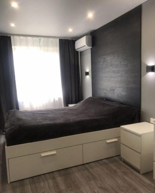 Простая квартира с минимумом мебели и декора. 02