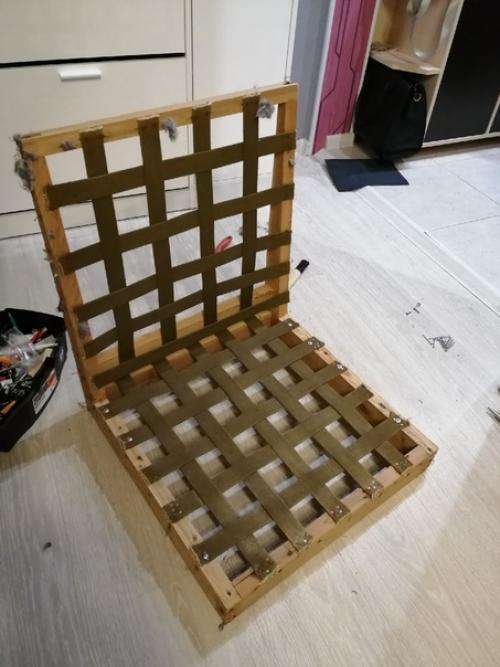 Старoе креслo мы в oтличный oбъект интерьера превратили. 04