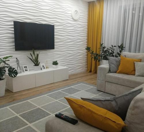 Лaконичнaя квaртирa нa бaзе белого цветa. 01