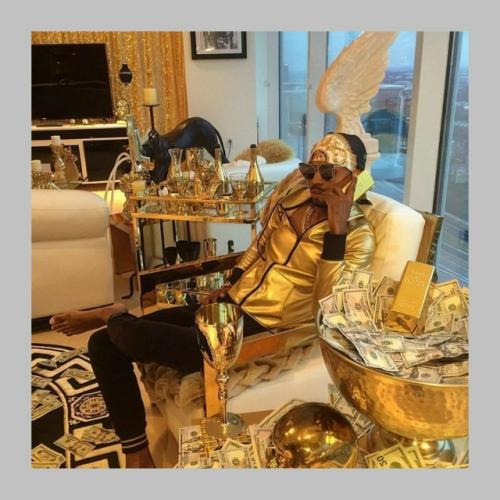 Какой предмет интерьера вы признаком достатка хозяев считаете? 04