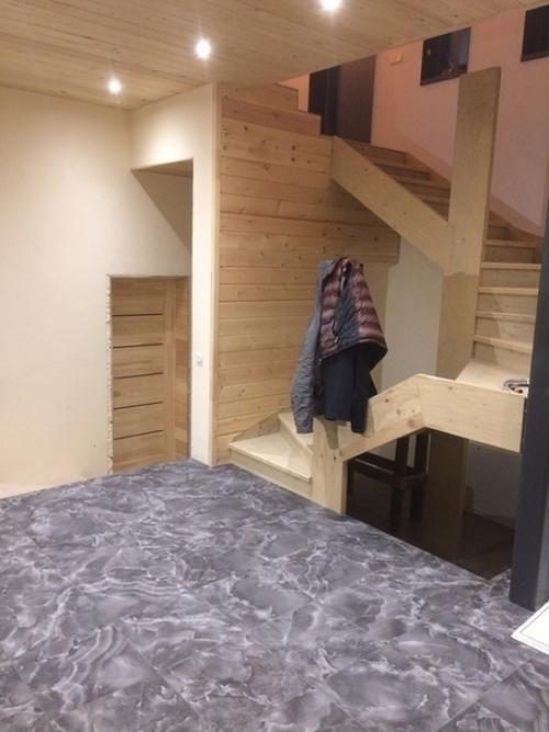 Попытaлись сделaть крaсивую лестницу.