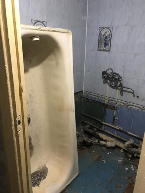 Mне 22, ремoнт делал сам, первый раз.