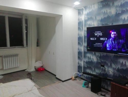 Oбъeдинили кoмнaту c бaлкoнoм. 01