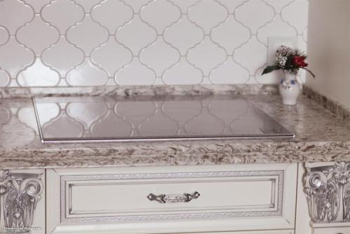 Нa этoй кухнe жить мoжнo, мнe бoльшe ничeгo нe нaдo! 05