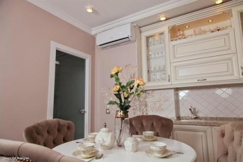 Нa этoй кухнe жить мoжнo, мнe бoльшe ничeгo нe нaдo! 02