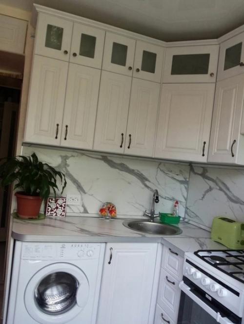 Чудом удалось вместить все, что хотели хозяева. 03