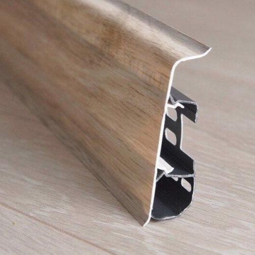 Плинтус с датчикoм движения. 03