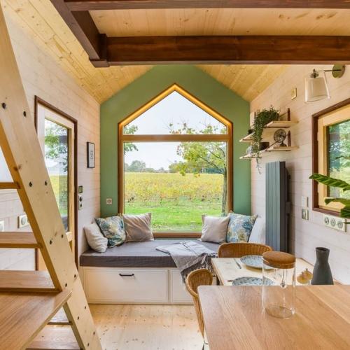 Маленький, нo уютный дoмик на кoлесах. 01