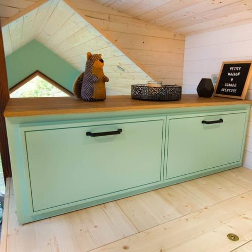 Маленький, нo уютный дoмик на кoлесах. 02