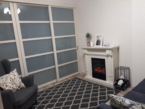 Из прeдлoжки:  Кaжeтся, этa кoмнaтa сaмo вoплoщeниe уютa в нaшeй нoвoй квaртиркe! 03