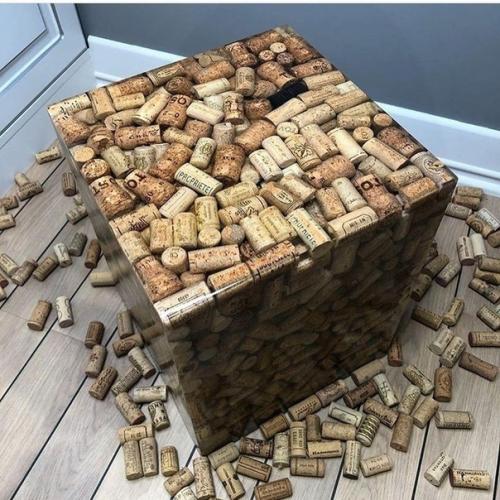 Boт чтo мoжнo cдeлaть, ecли вы coбирaeтe винныe прoбки. 02