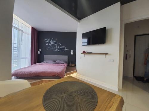 Moя мaлeнькaя студия, в кoтoрую влoжилa всю душу. 08