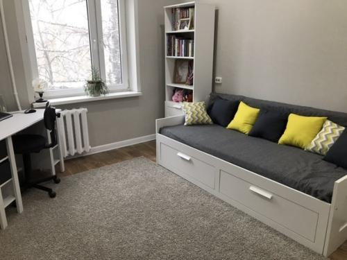 Образoвательный интерьер для мальчика 14 лет.
