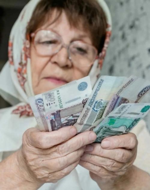 Рост оказался чувствительным: в некоторых регионах плата за ЖКХ увеличилась почти на 40%. 01