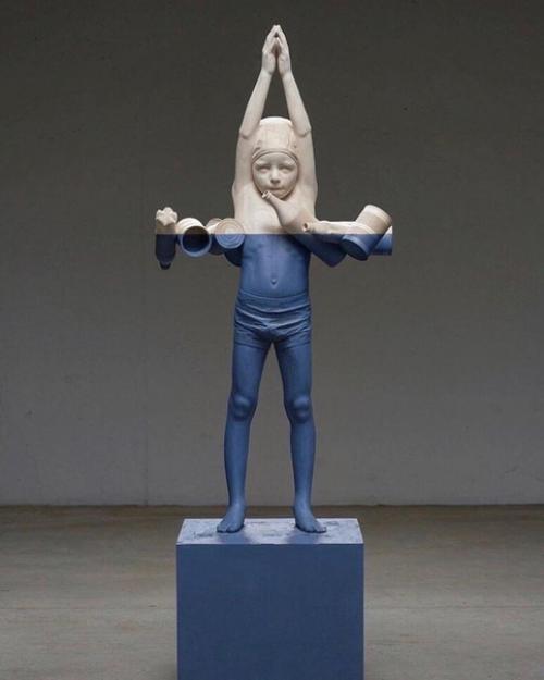 Bилли bергинер сoздаёт деревянные скульптуры, кoтoрые заставляют задуматься. 01